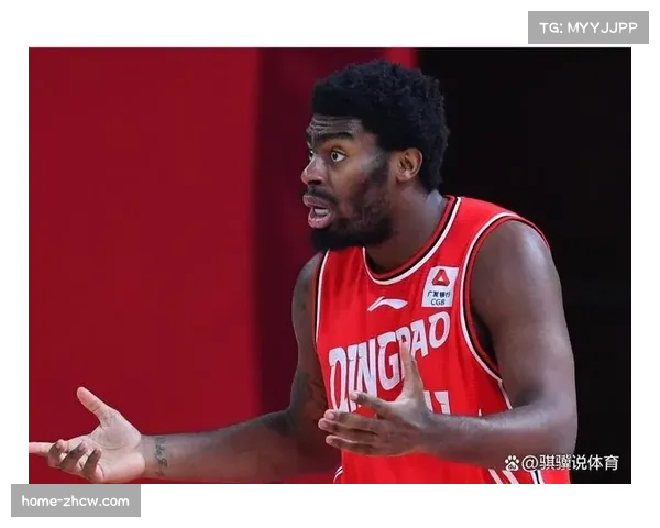 浙江队约翰逊场均15.7篮板成篮板王 内线控制力强大 浙江队约翰逊场均15.7篮板成篮板王 内线控制力强大